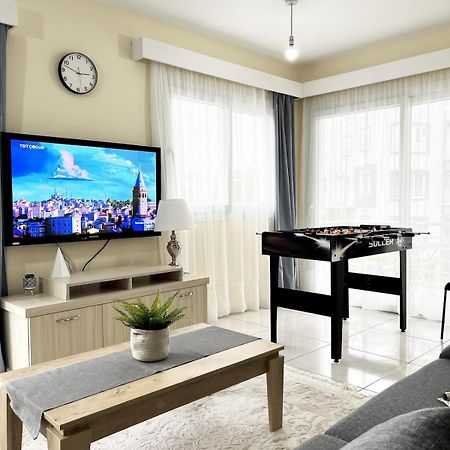 Weekend Apartments 3Br Кирения Екстериор снимка