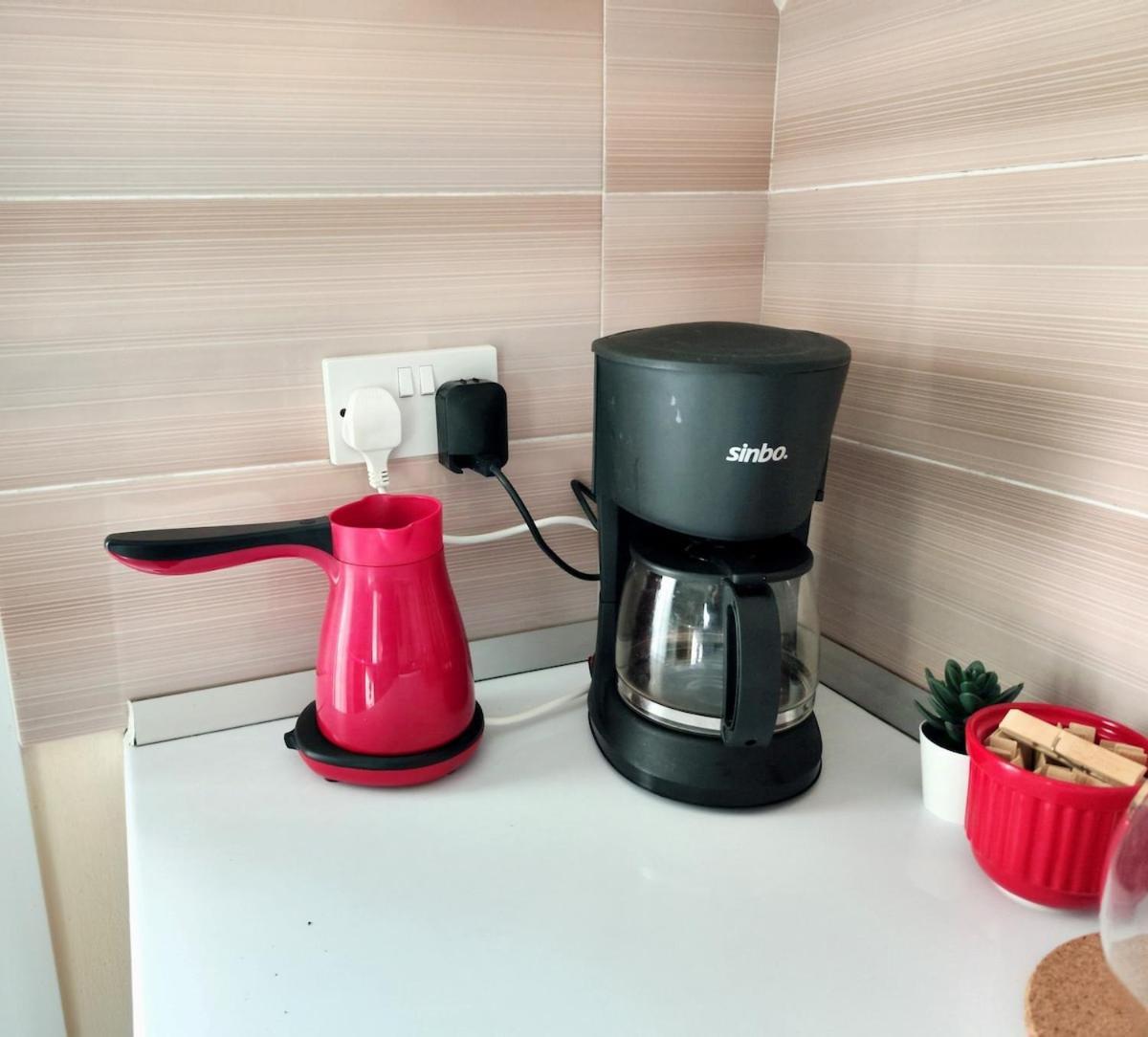 Weekend Apartments 3Br Кирения Екстериор снимка