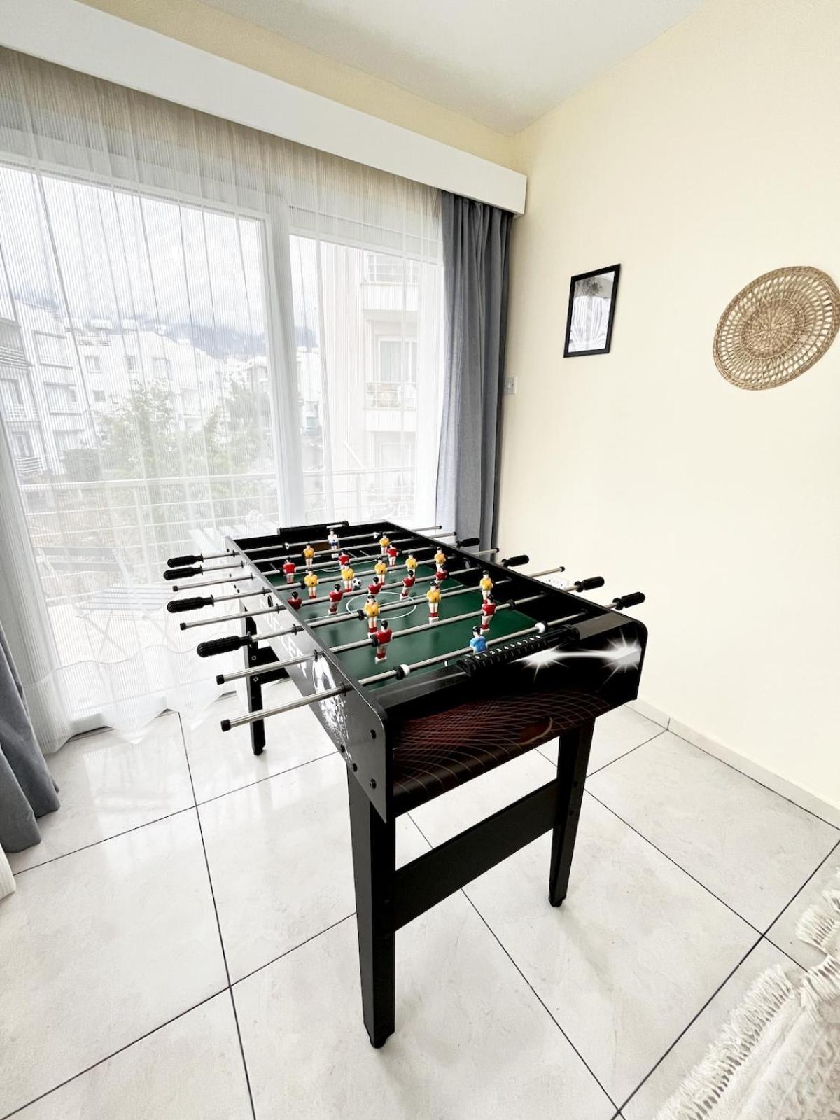 Weekend Apartments 3Br Кирения Екстериор снимка